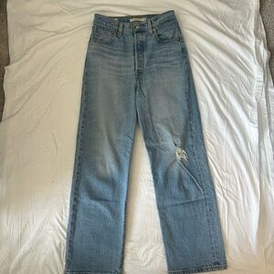 Levi's Premium Ribcage Straight Denim